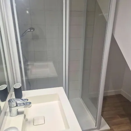 Parentale Au Calme شقة