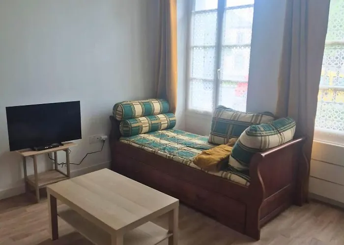 Parentale Au Calme 公寓 *